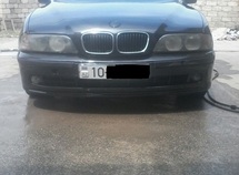 BMW 528