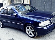 Mercedes C 230