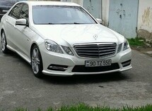 Mercedes E 200