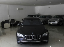 BMW 750
