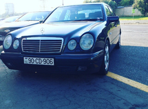 Mercedes E 240