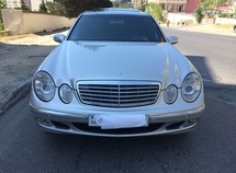 Mercedes E 240