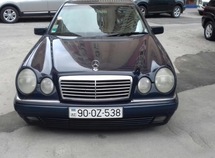 Mercedes E 240