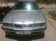 BMW 728