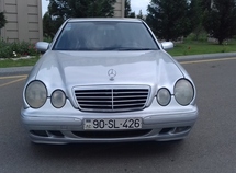 Mercedes E 220