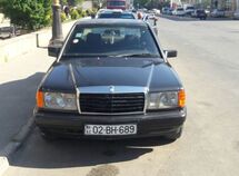 Mercedes E 200