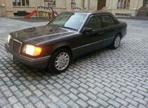 Mercedes E 220