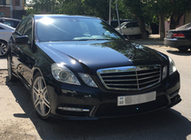 Mercedes E 200