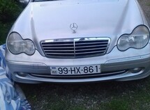 Mercedes C 320