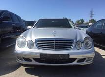 Mercedes E 240