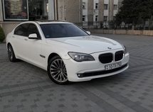 BMW 750