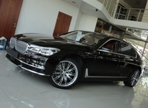 BMW 750