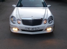 Mercedes E 320