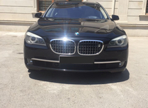 BMW 750