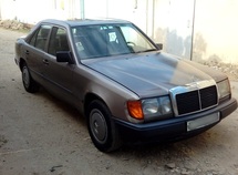 Mercedes E 230