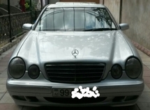 Mercedes E 220