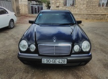 Mercedes E 240