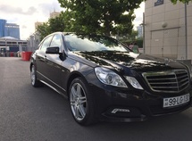 Mercedes E 300