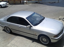 BMW 523