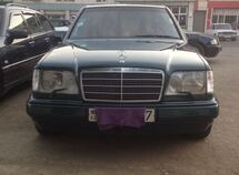Mercedes E 220