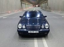 Mercedes E 290