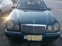 Mercedes E 300