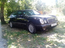 Mercedes E 300