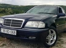 Mercedes C 180