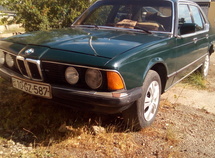 BMW 728