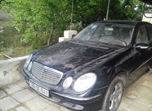 Mercedes E 220
