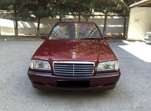 Mercedes C 200