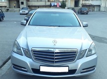 Mercedes E 220
