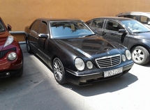 Mercedes E 270