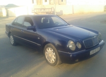 Mercedes E 300