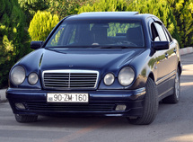 Mercedes E 300