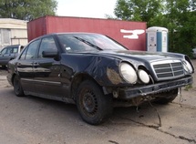 Mercedes E 300