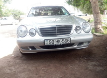Mercedes E 220