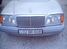Mercedes E 220