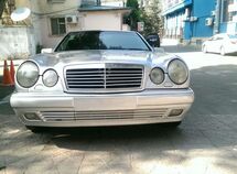 Mercedes E 300