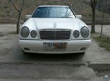 Mercedes E 220