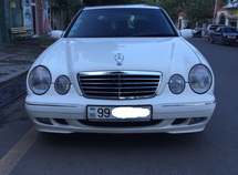 Mercedes E 200