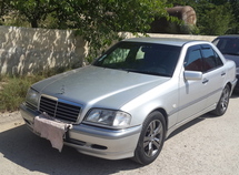 Mercedes C 240
