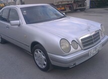 Mercedes E 290