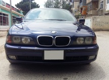 BMW 528