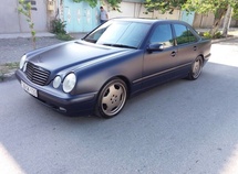 Mercedes E 270