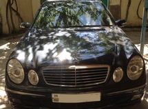 Mercedes E 220