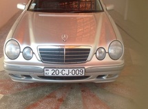 Mercedes E 200