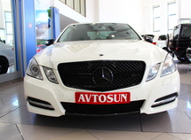 Mercedes E 200