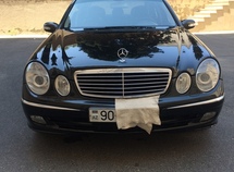 Mercedes E 220