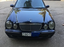 Mercedes E 320